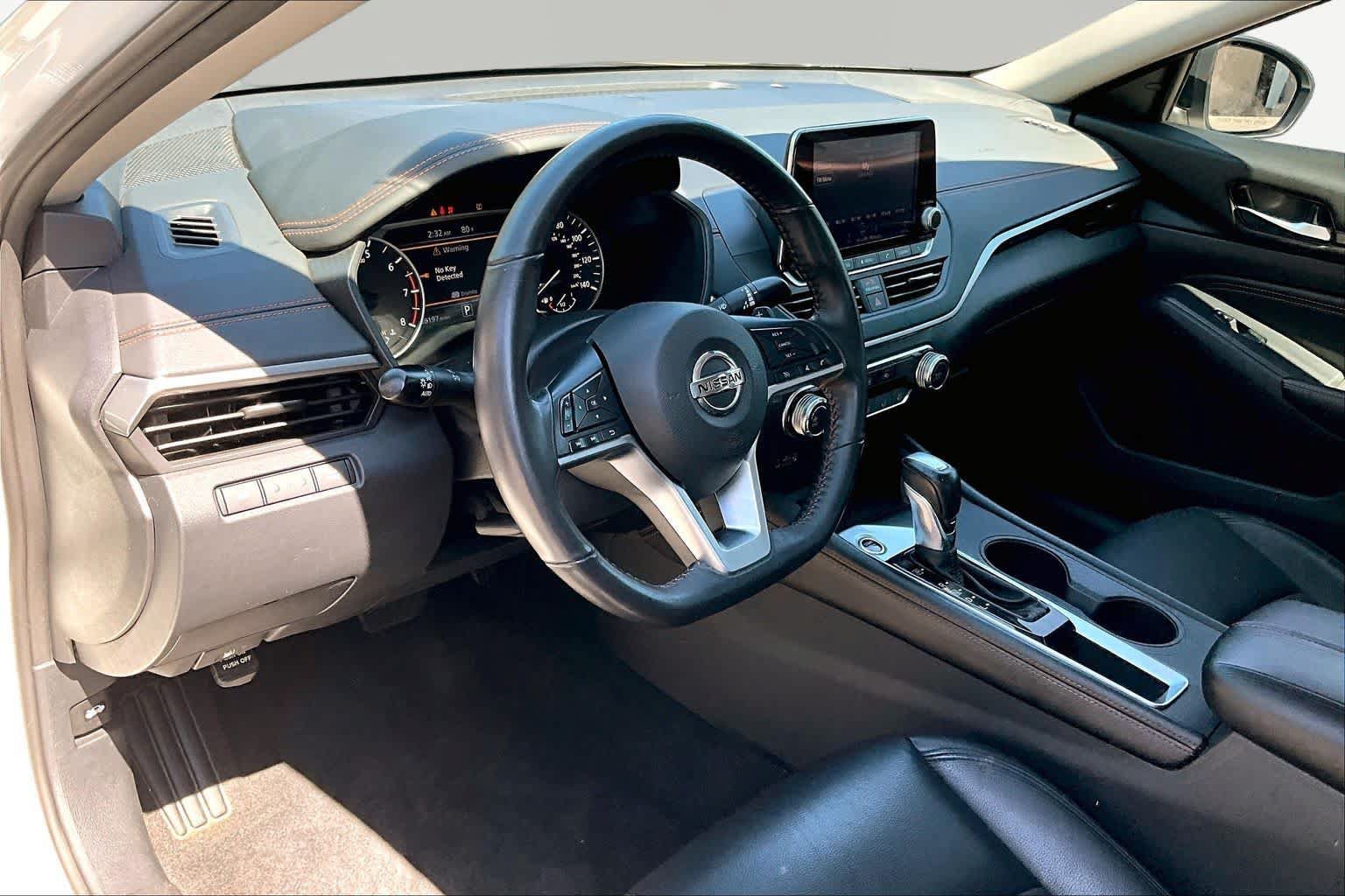 Used 2022 Nissan Altima 2.5 SR FWD image 18