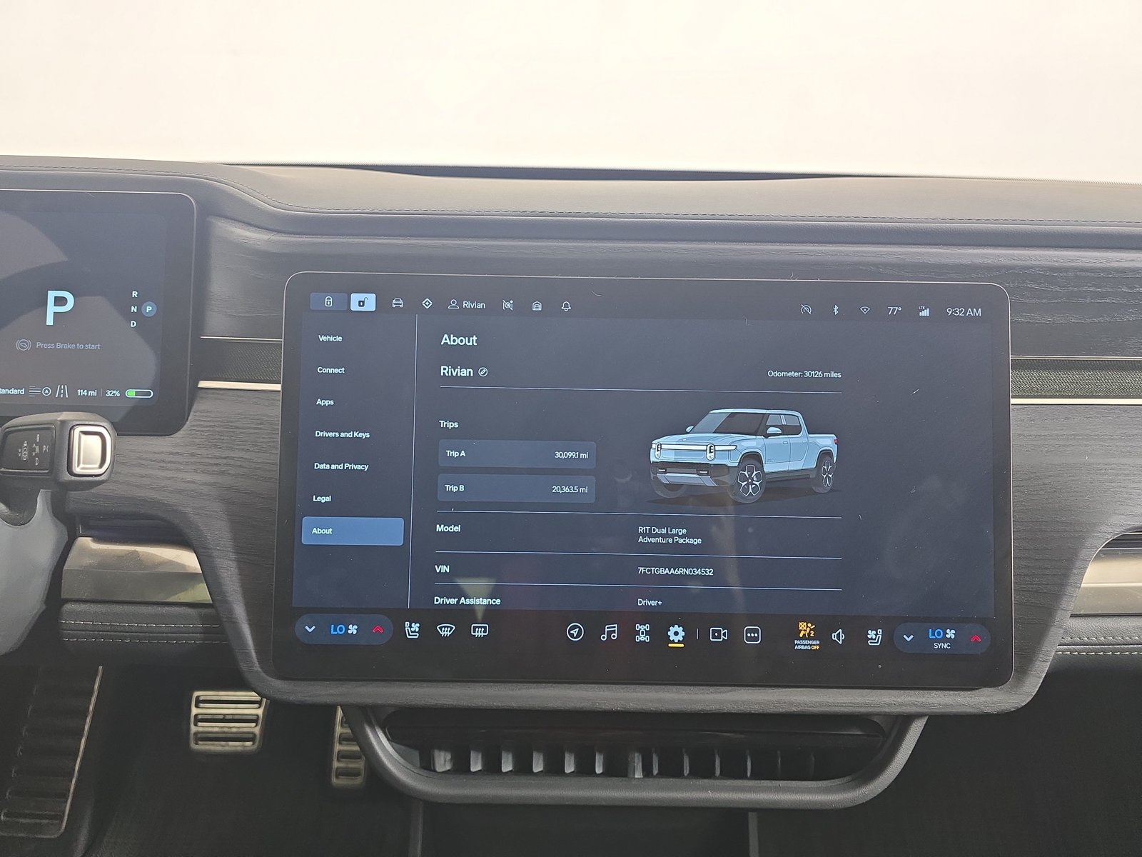 Used 2024 Rivian R1T Adventure Dual AWD/4WD image 27