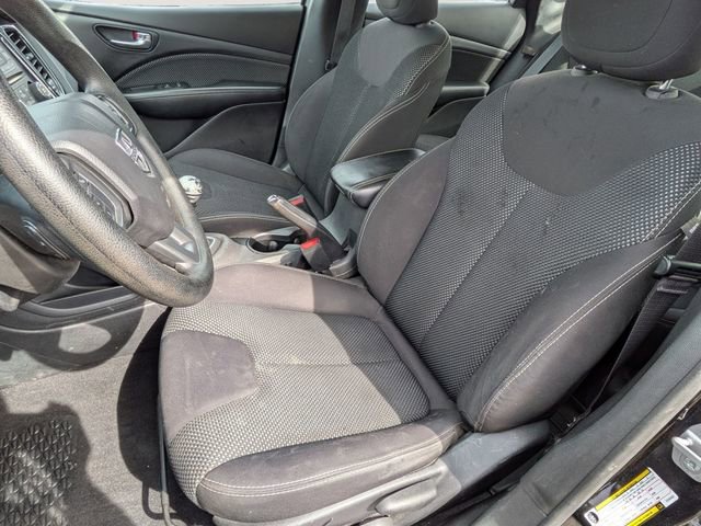 Used 2015 Dodge Dart SXT image 23