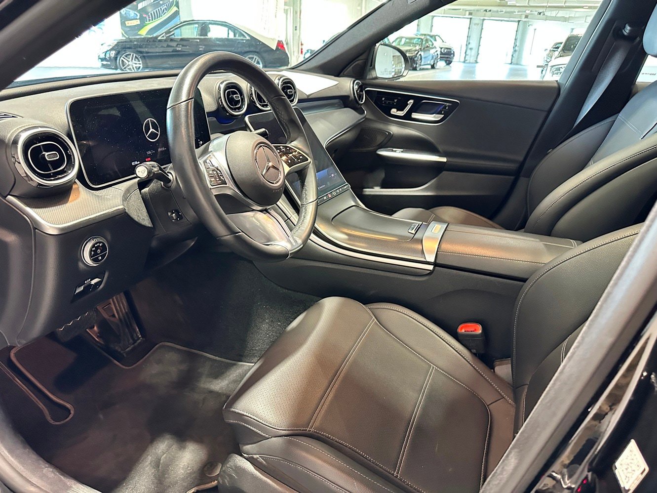 Used 2023 Mercedes-Benz C 300 image 7