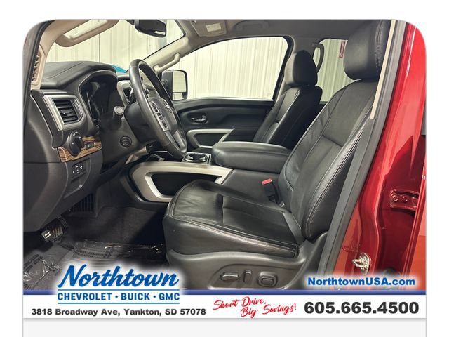 Used 2017 Nissan Titan SL w/ Off-Road Package AWD/4WD image 10