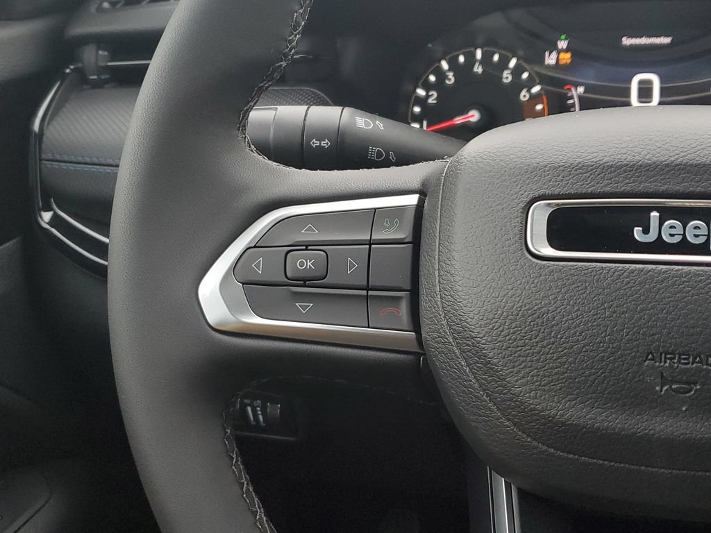 New 2026 Jeep Compass Latitude AWD/4WD image 22