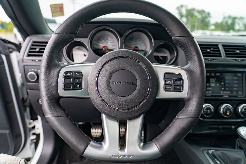 Used 2014 Dodge Challenger SRT8 Core w/ Satin Vapor Edition RWD image 21