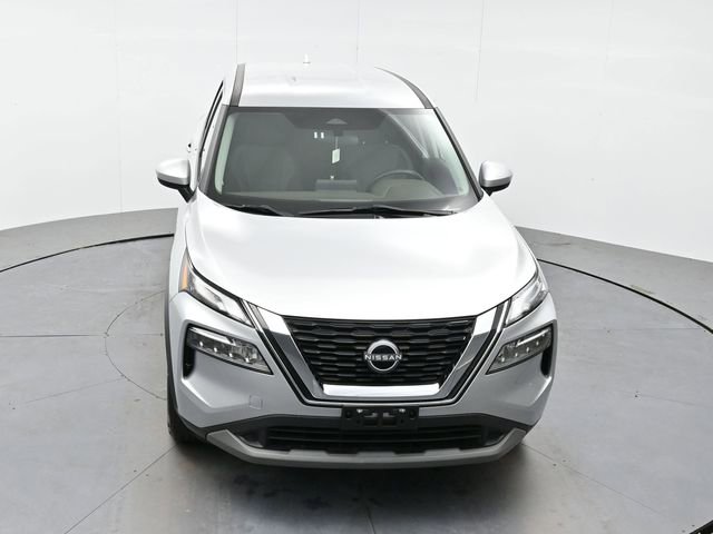 Used 2023 Nissan Rogue SV image 32