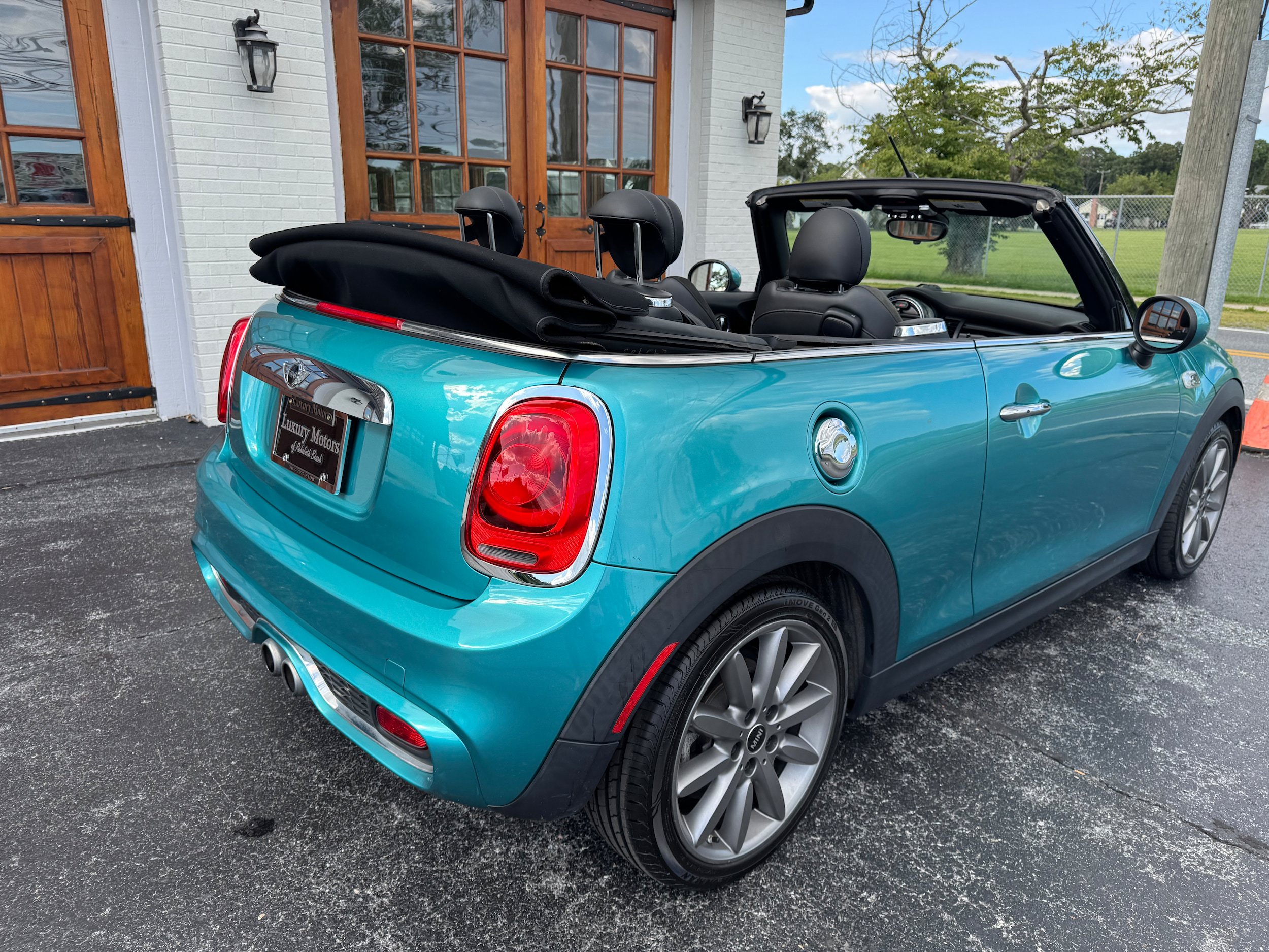 Used 2016 MINI Cooper S FWD image 3