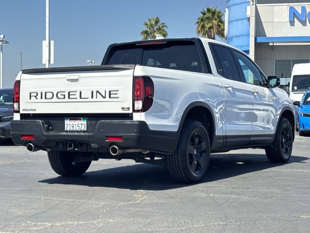 Used 2024 Honda Ridgeline Black Edition image 5
