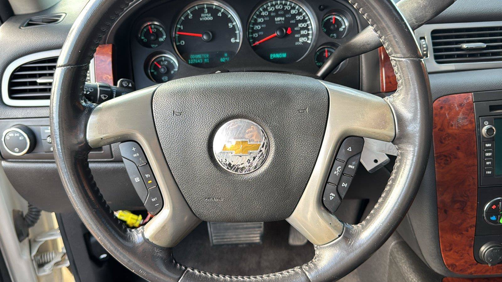 Used 2011 Chevrolet Tahoe LTZ RWD image 12