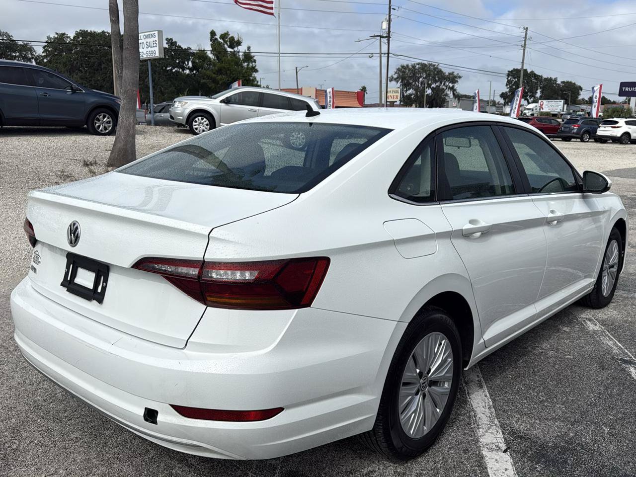 Used 2019 Volkswagen Jetta SE FWD image 7