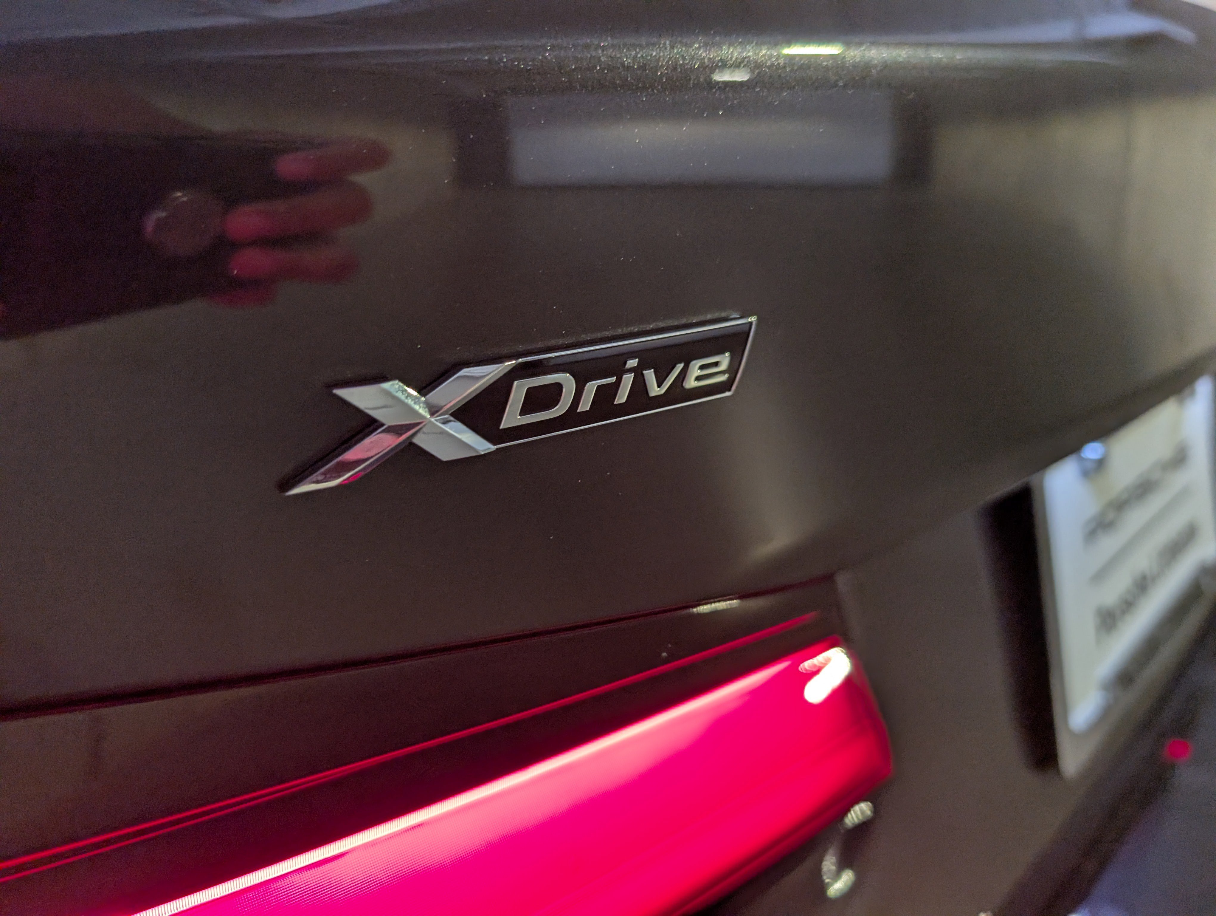 Used 2021 BMW 540i xDrive w/ Premium Package image 16