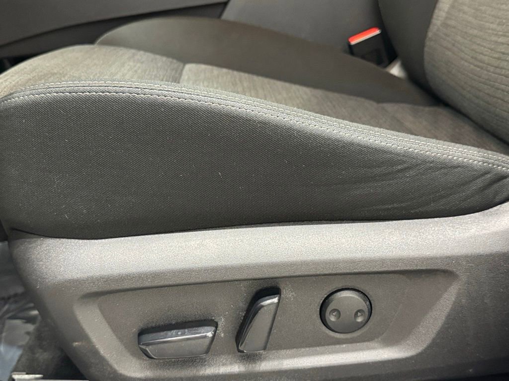 Used 2023 Nissan Rogue SV image 20