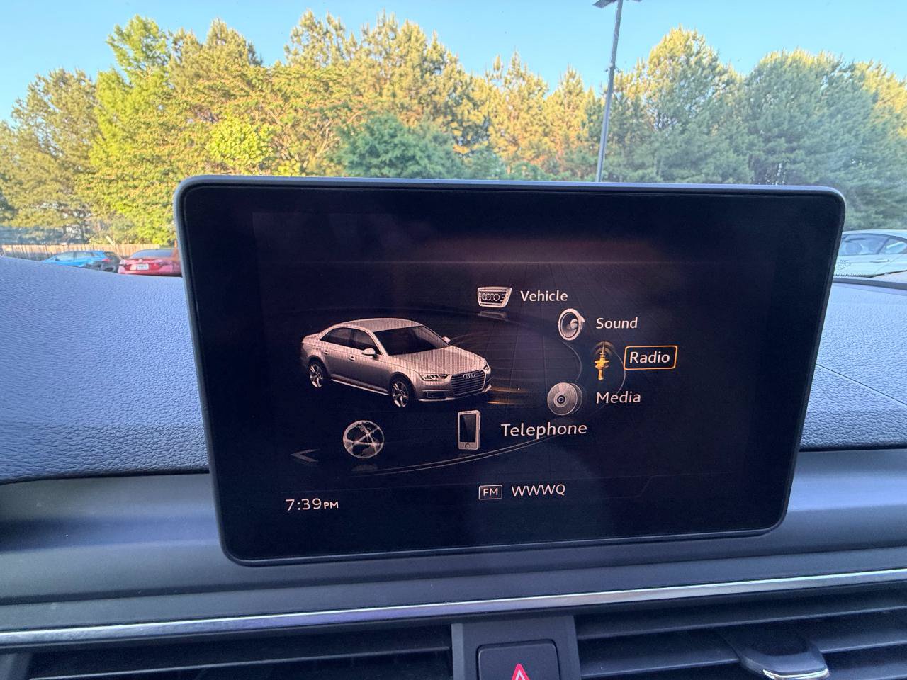 Used 2019 Audi A4 2.0T Premium FWD image 22