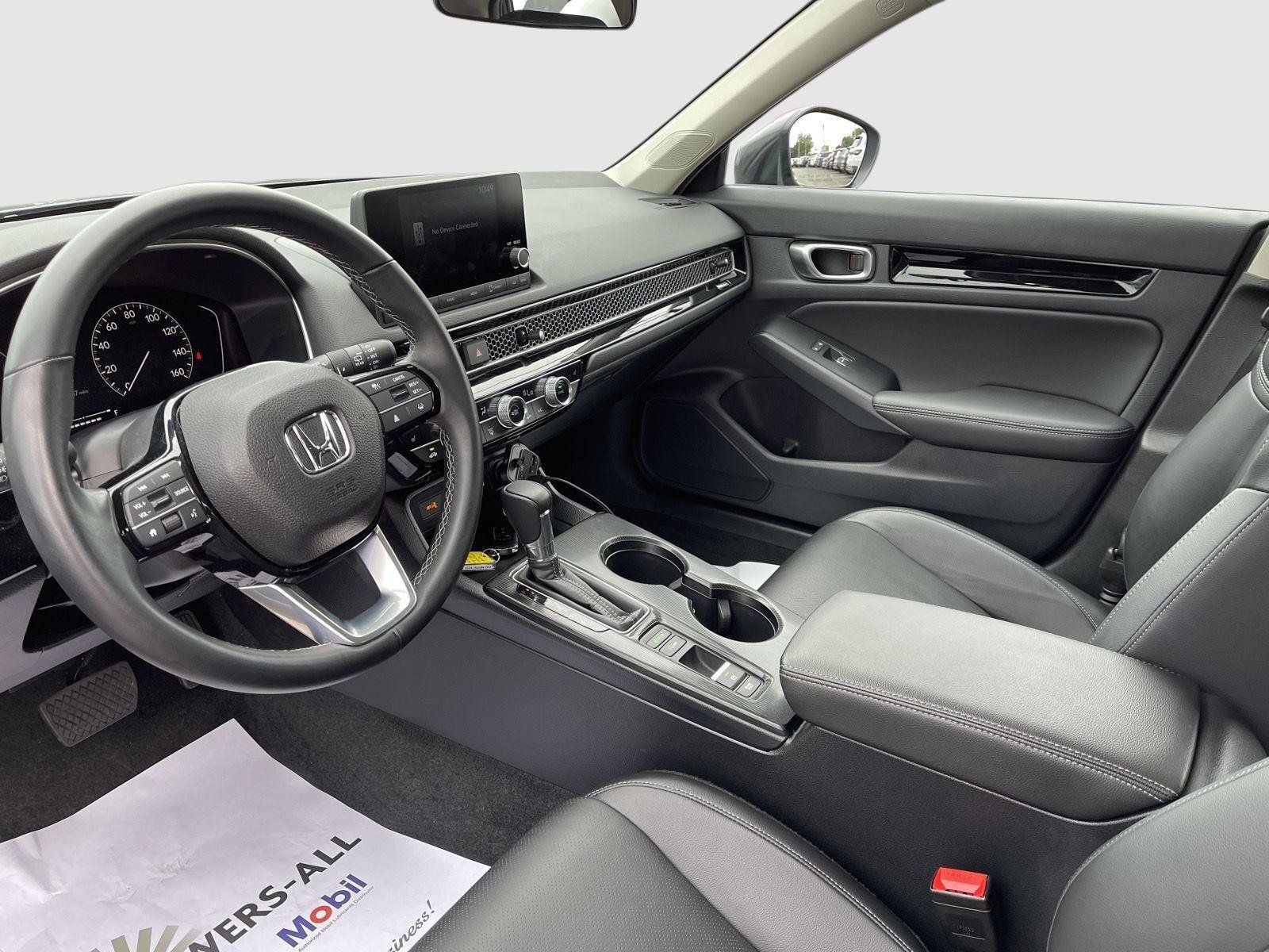 Used 2024 Honda Civic EX-L image 4