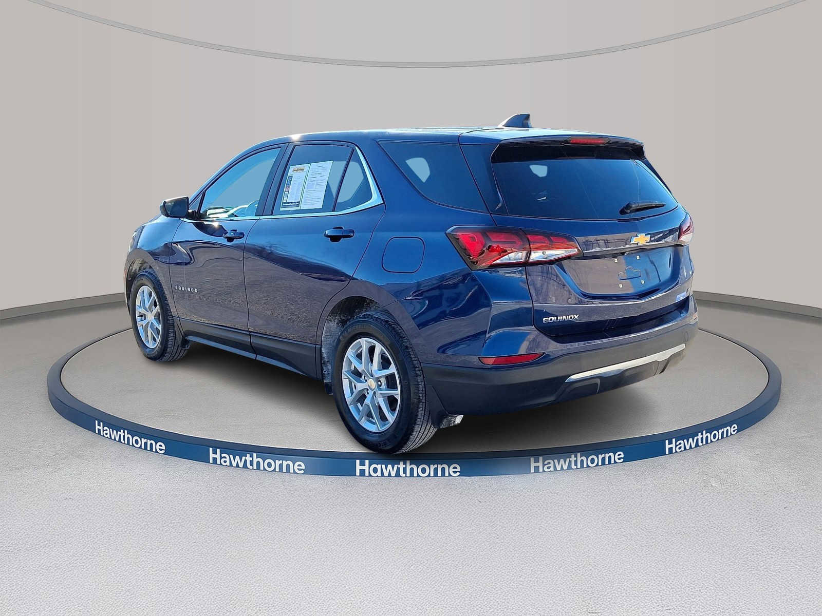 Used 2023 Chevrolet Equinox LT w/ LPO, Floor Liner Package image 4