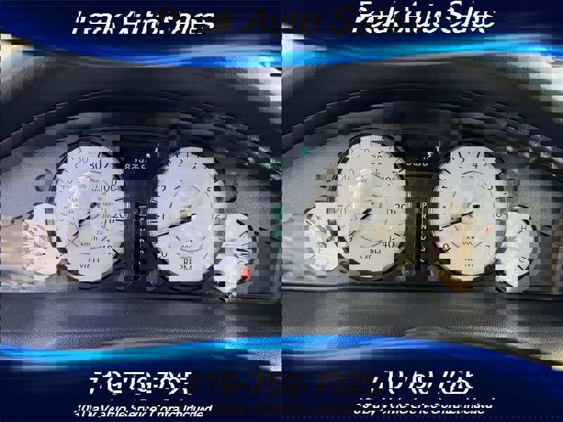 Used 2010 Chrysler 300 Touring image 18