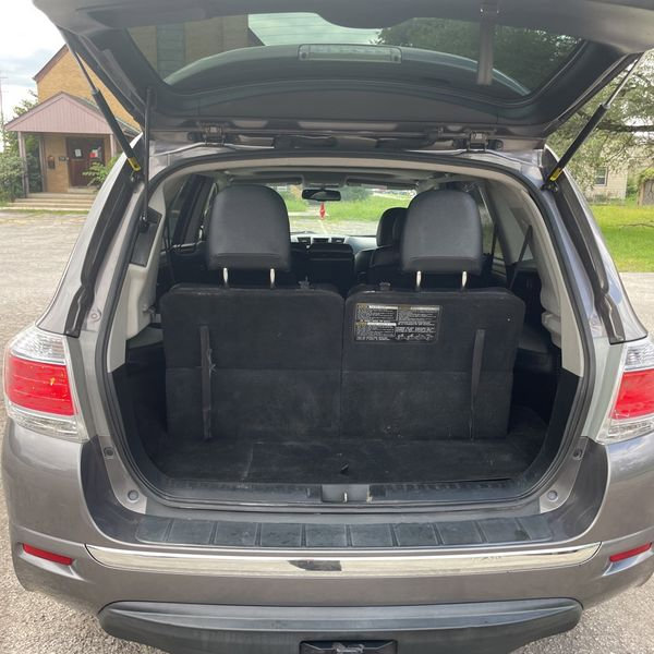 Used 2013 Toyota Highlander Limited image 19