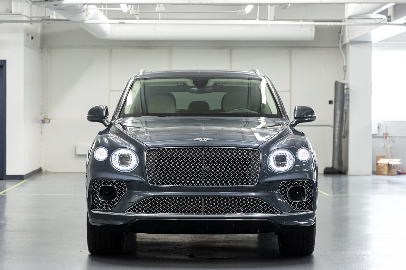 Certified 2023 Bentley Bentayga AWD/4WD image 9