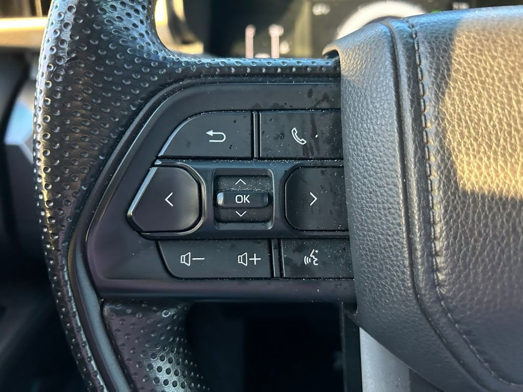 Certified 2025 Toyota Tacoma SR5 AWD/4WD image 20