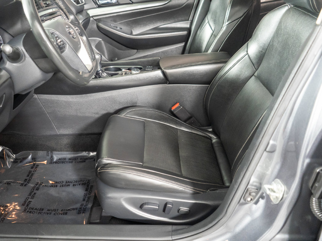 Used 2020 Nissan Maxima 3.5 SV w/ Floor Mat Group FWD image 10