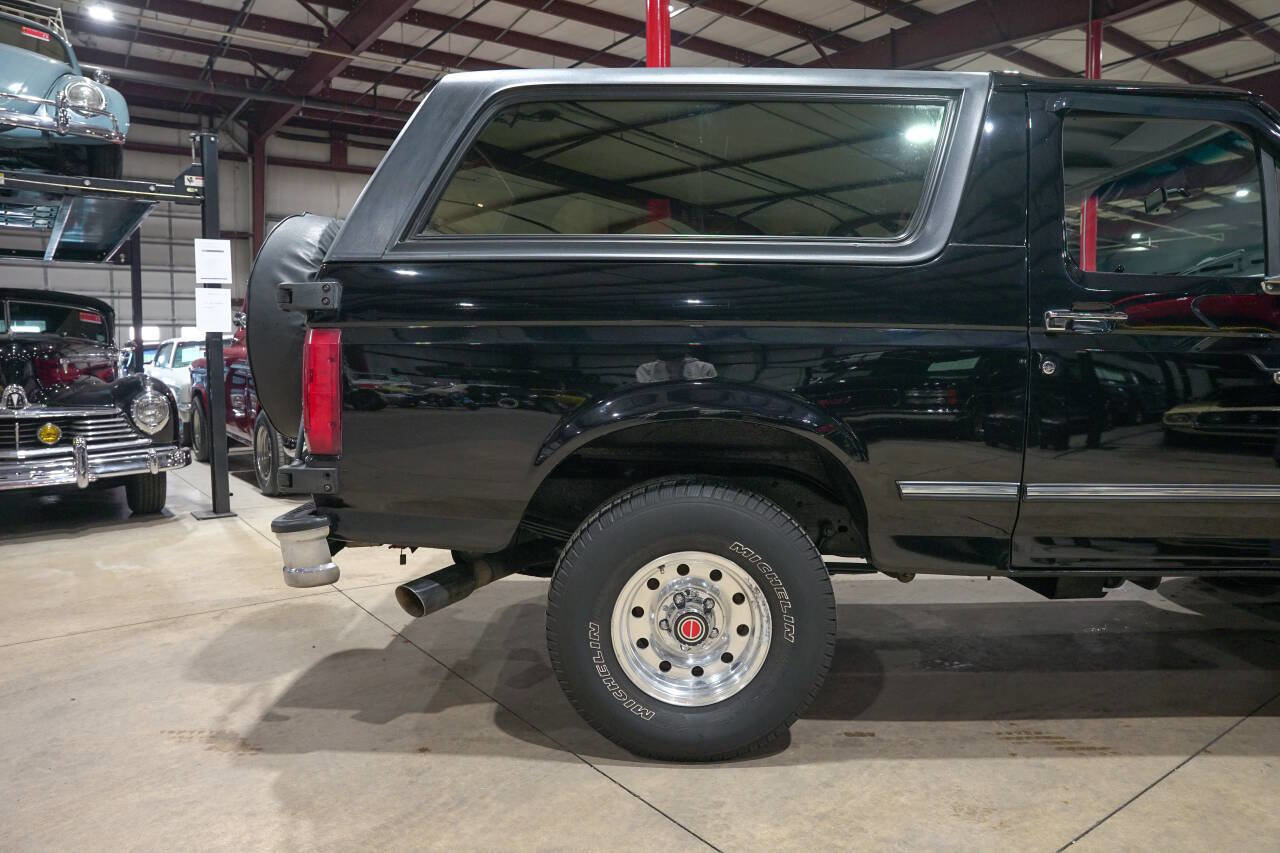 Used 1996 Ford Bronco XLT image 9