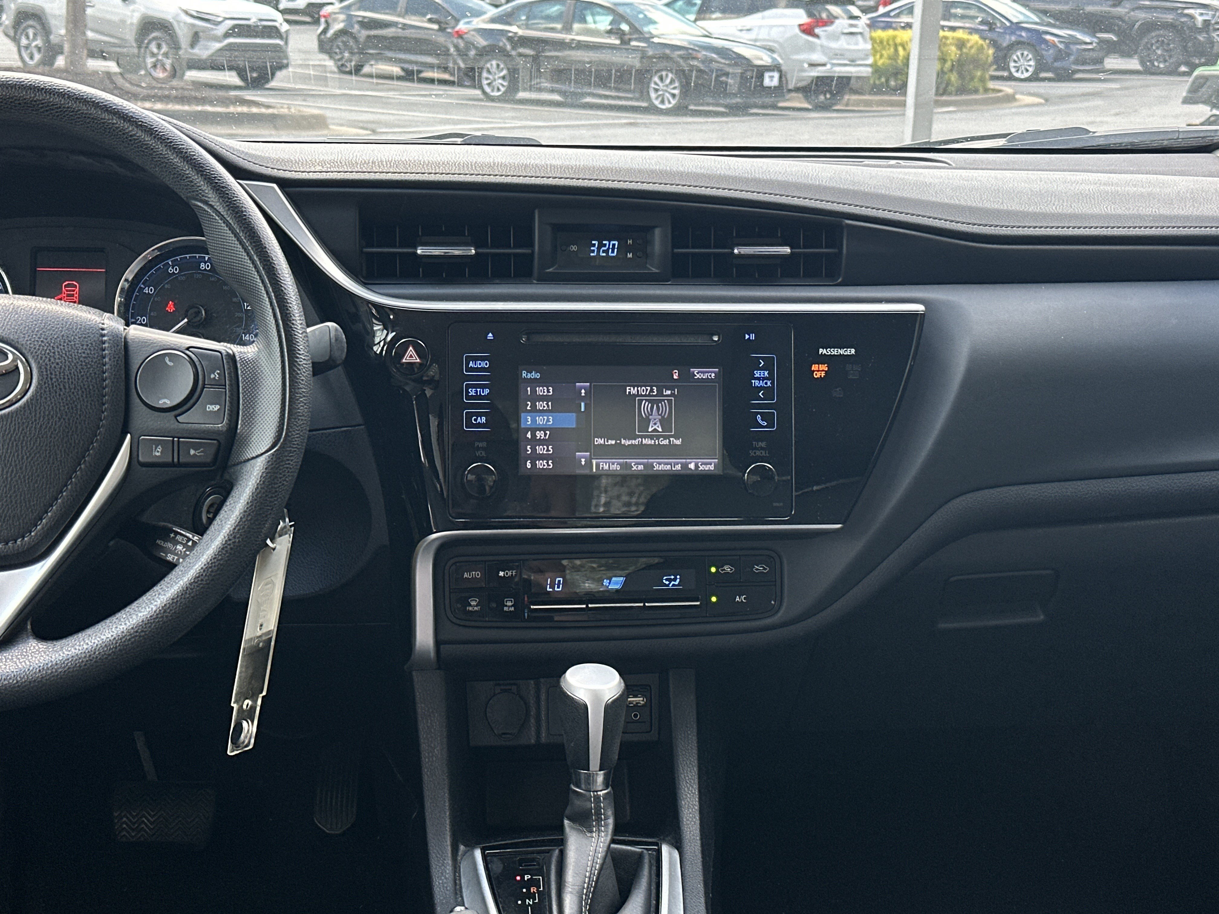 Used 2017 Toyota Corolla LE FWD image 23