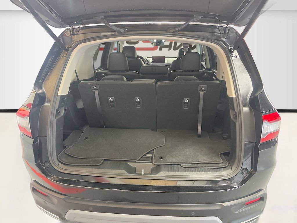 Used 2024 Honda Pilot Touring image 28