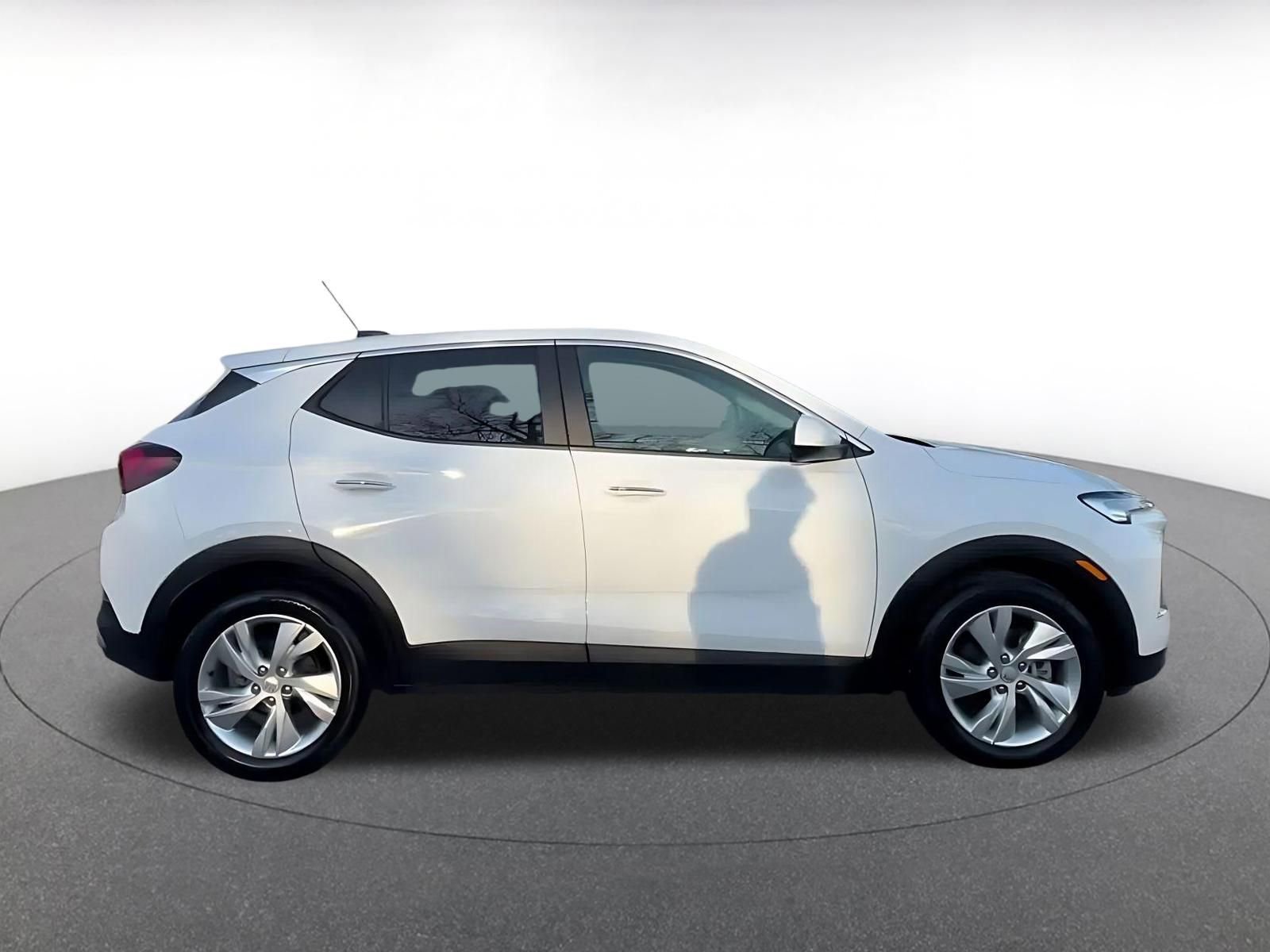 Used 2025 Buick Encore GX Preferred image 15
