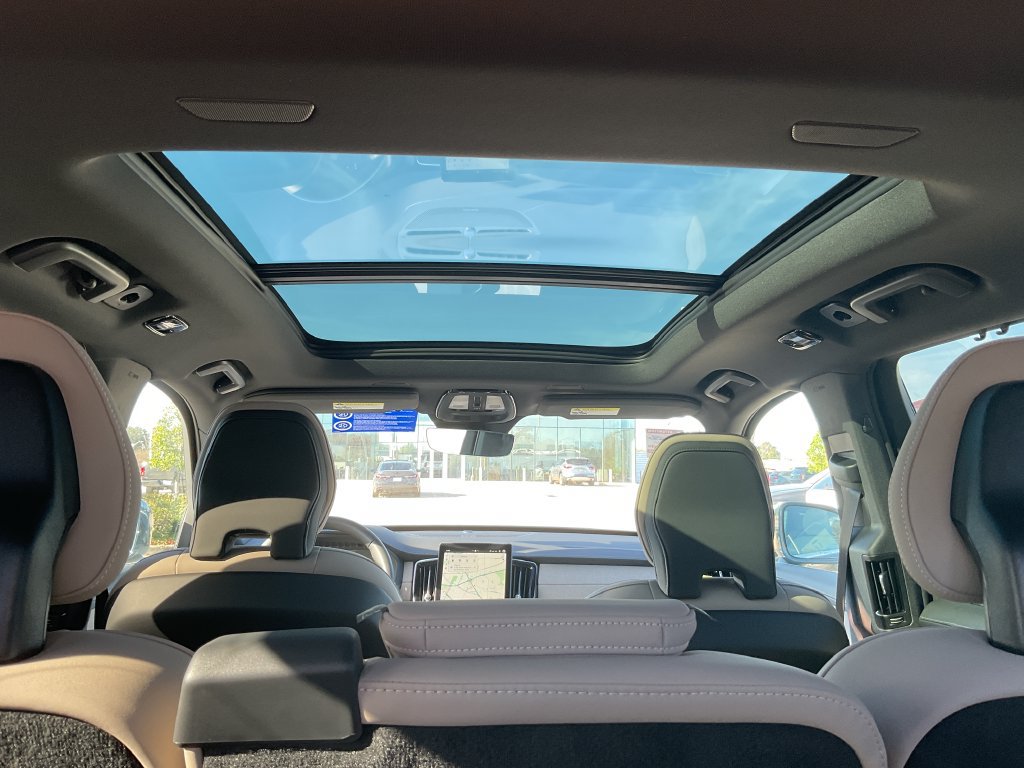 New 2027 Volvo XC90 B6 Plus AWD/4WD image 26