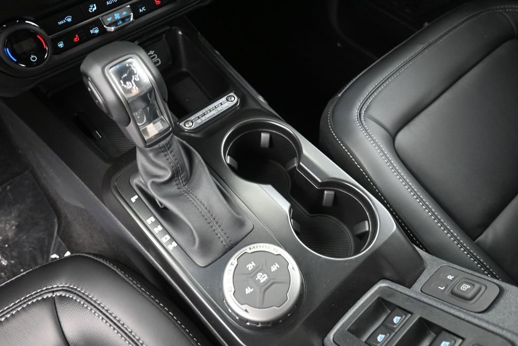 New 2026 Ford Bronco Outer Banks AWD/4WD image 30