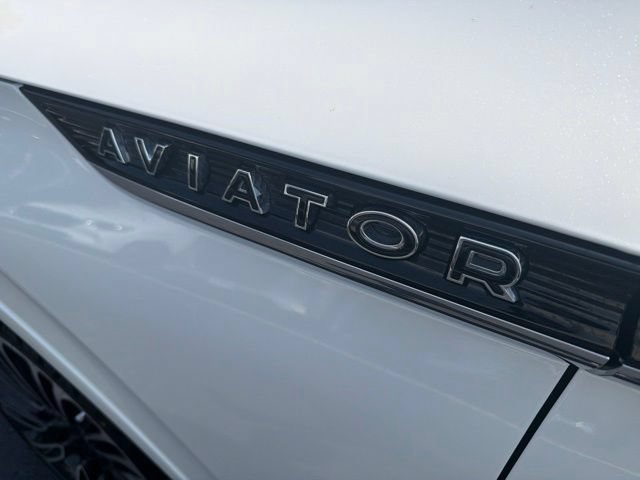 Used 2022 Lincoln Aviator Black Label w/ Dynamic Handling Package AWD/4WD image 11