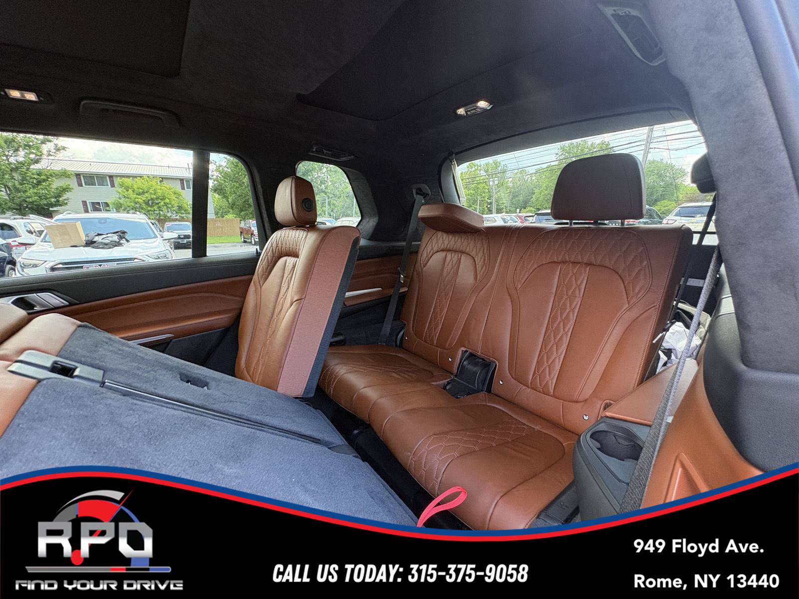 Used 2021 BMW X7 xDrive40i w/ Premium Package AWD/4WD image 27