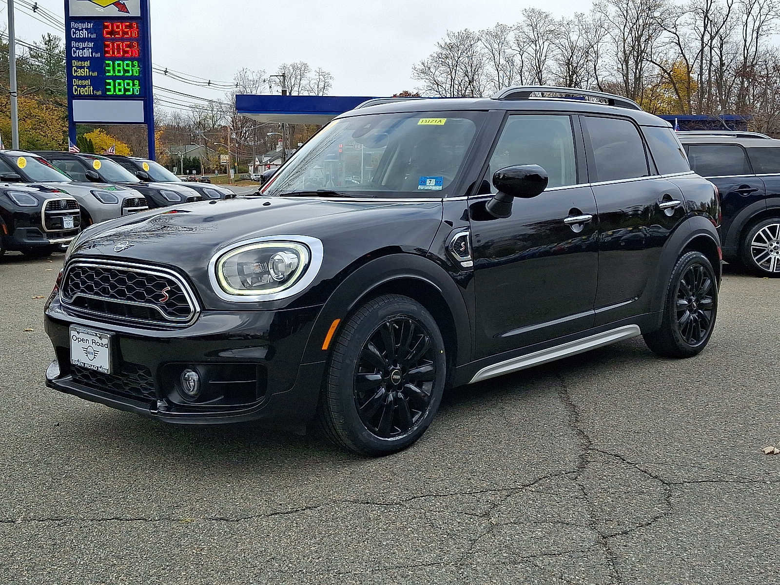 Used 2020 MINI Cooper Countryman S w/ Storage Package image 3
