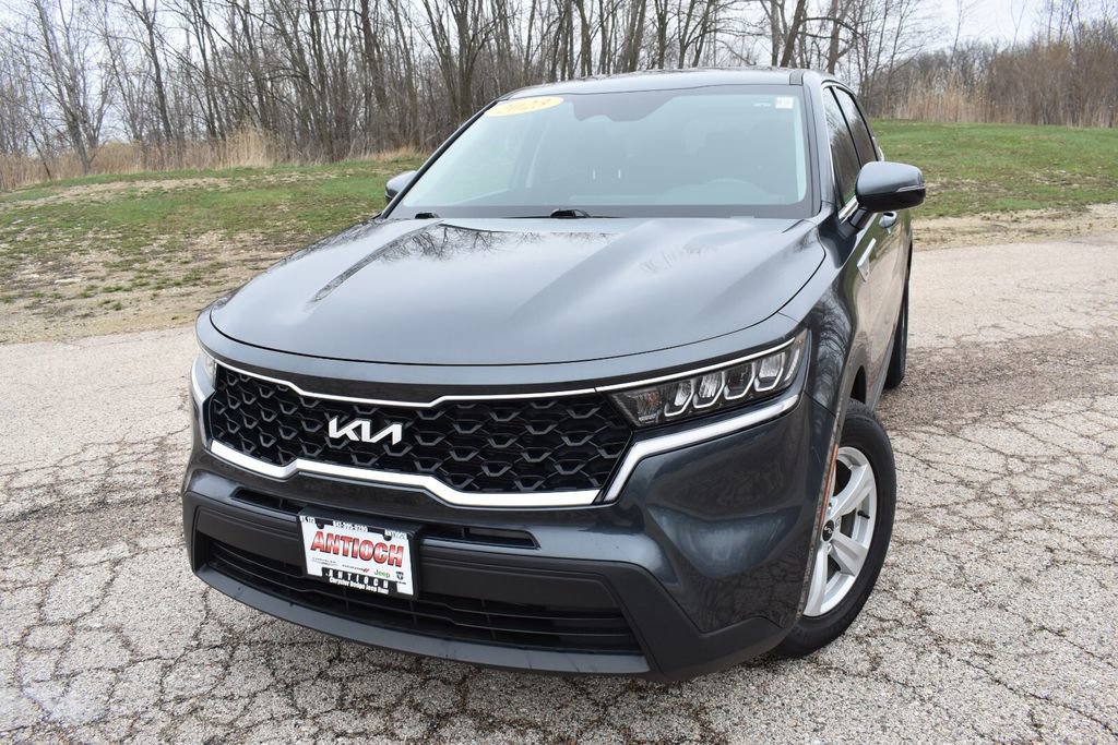 Used 2023 Kia Sorento LX FWD image 12