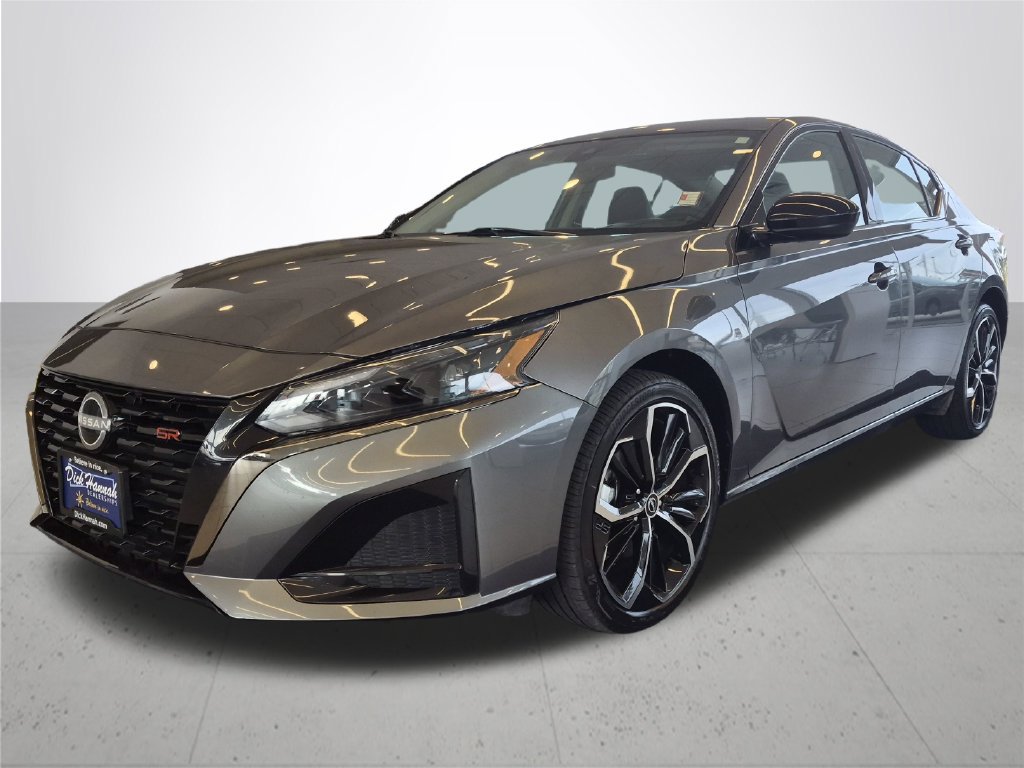 Certified 2025 Nissan Altima 2.5 SR AWD/4WD image 2