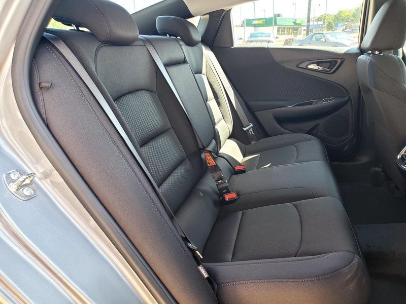 Used 2024 Chevrolet Malibu LT FWD image 13