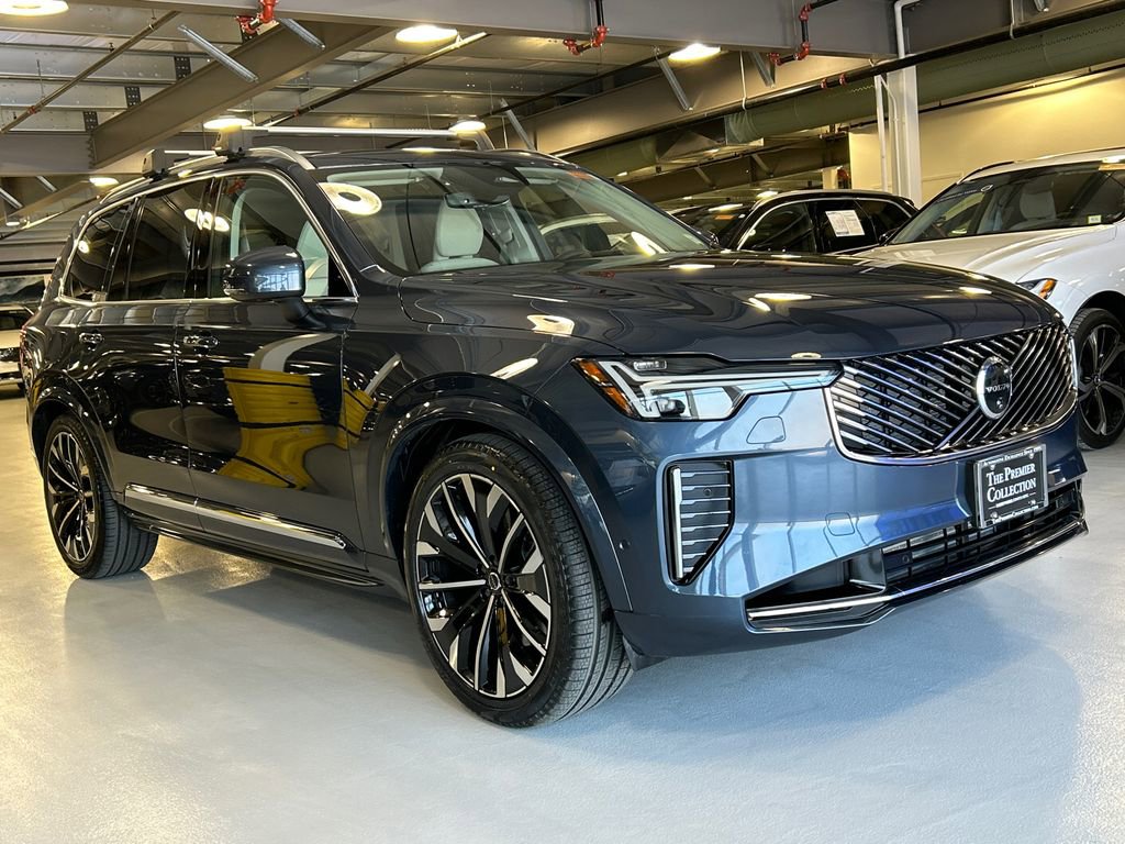 Certified 2025 Volvo XC90 T8 Ultra image 1