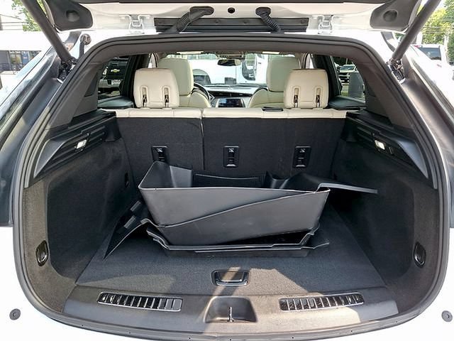 Used 2023 Cadillac XT4 Sport FWD image 29