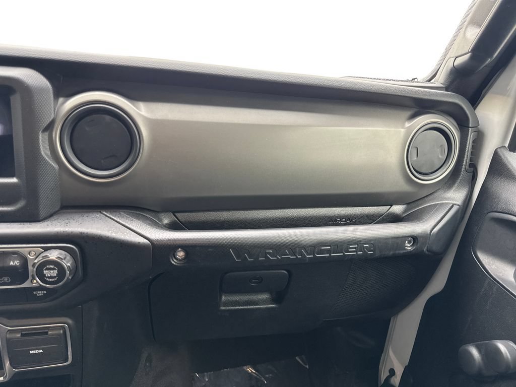 Used 2022 Jeep Wrangler Sport AWD/4WD image 51