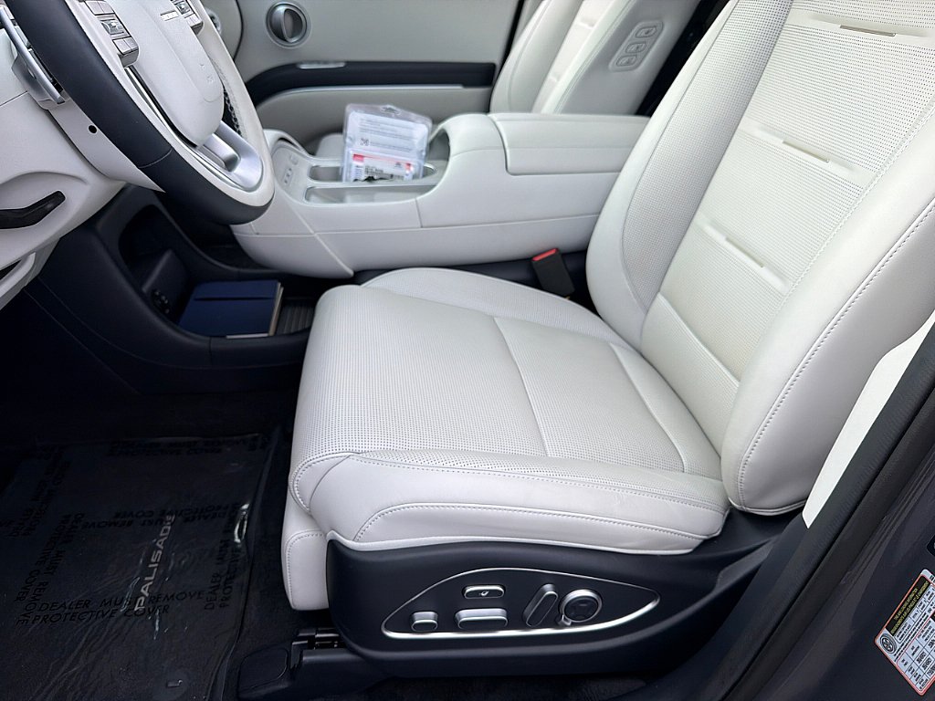 Certified 2026 Hyundai Palisade Calligraphy AWD/4WD image 10