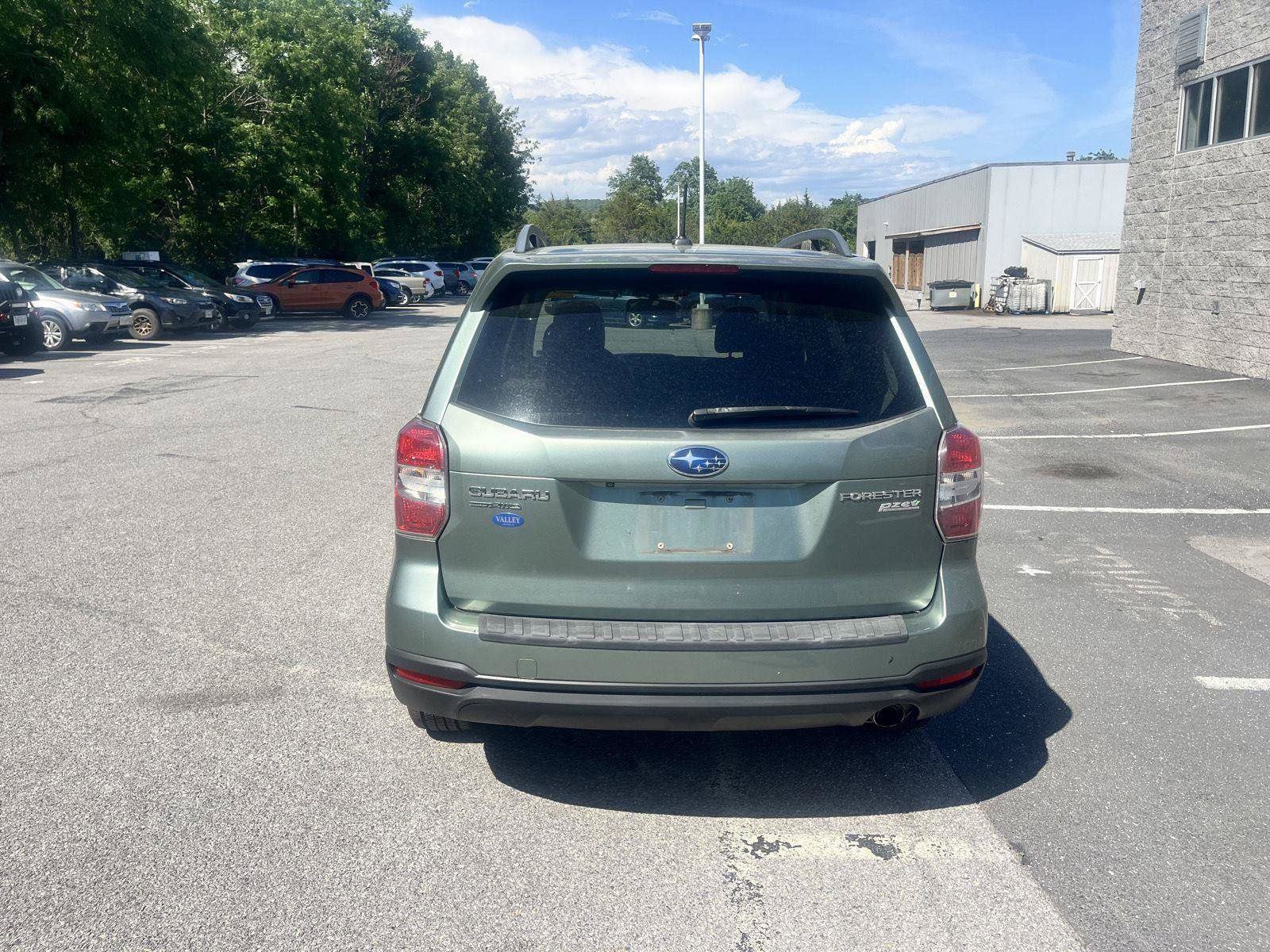 Used 2015 Subaru Forester 2.5i Touring w/ Popular Package #2 AWD/4WD image 6