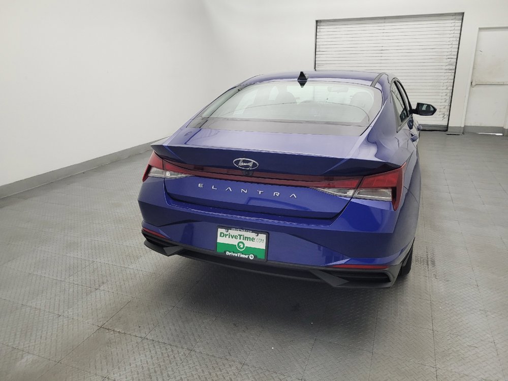 Used 2021 Hyundai Elantra SEL FWD image 7
