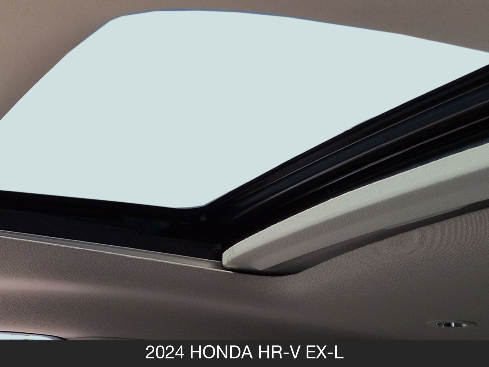 Used 2024 Honda HR-V EX-L image 21