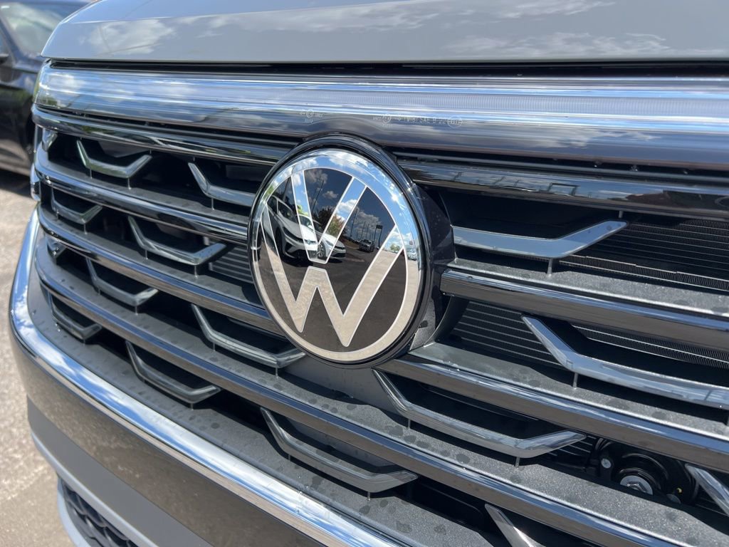 New 2026 Volkswagen Atlas Cross Sport SEL image 10