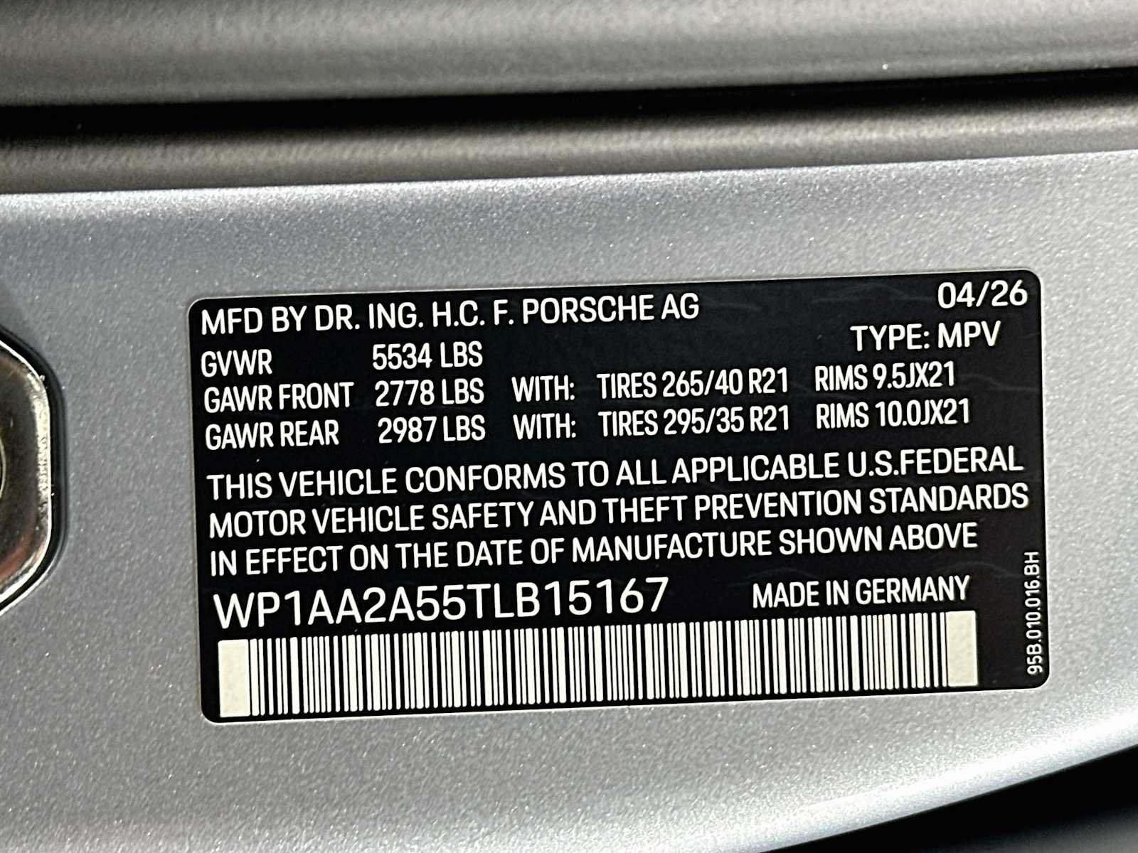 New 2026 Porsche Macan AWD/4WD image 33