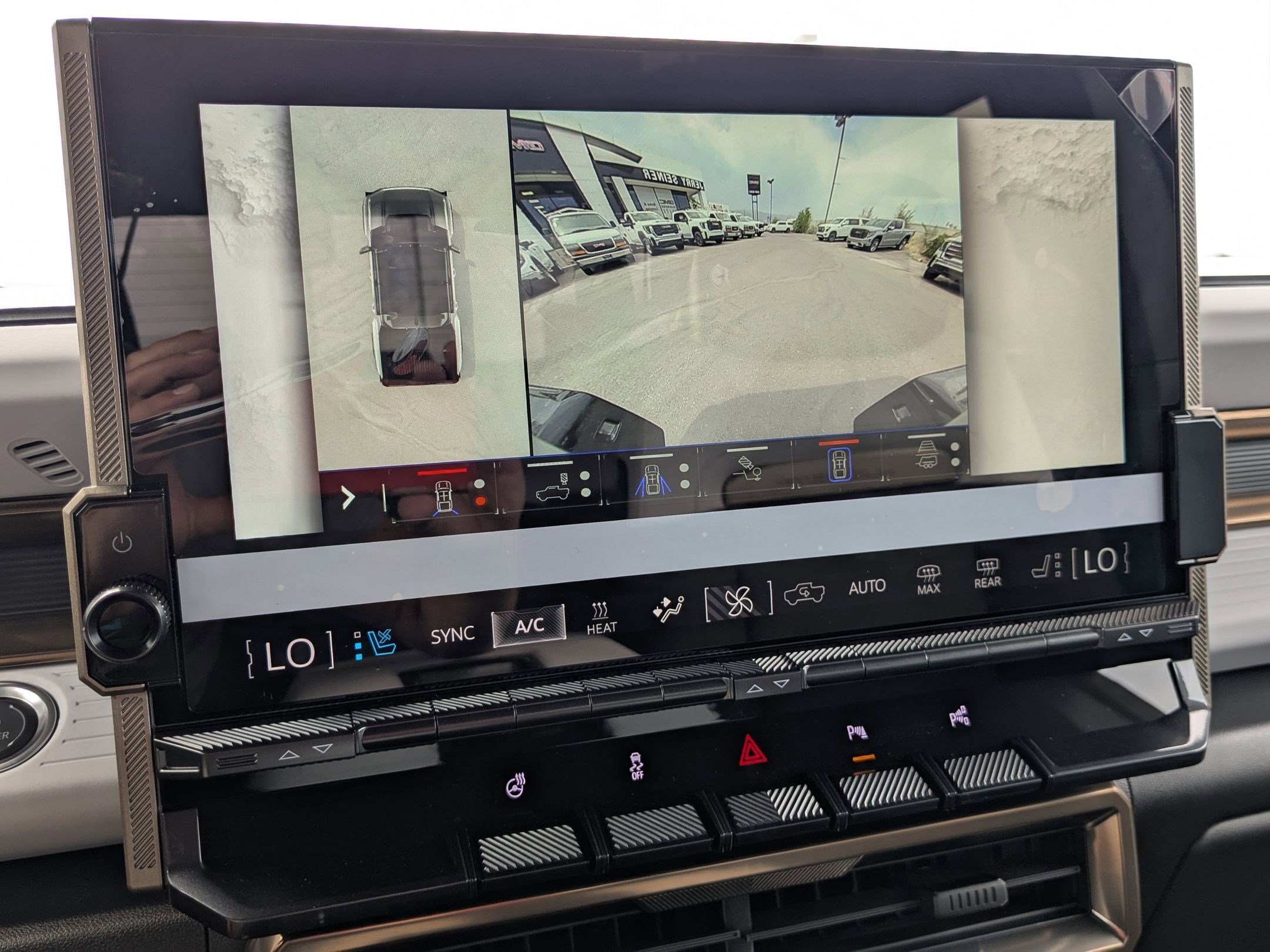 New 2025 GMC Hummer EV 2X image 12