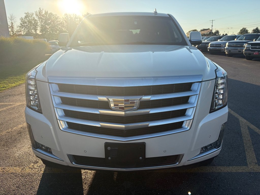 Used 2015 Cadillac Escalade ESV Premium AWD/4WD image 3