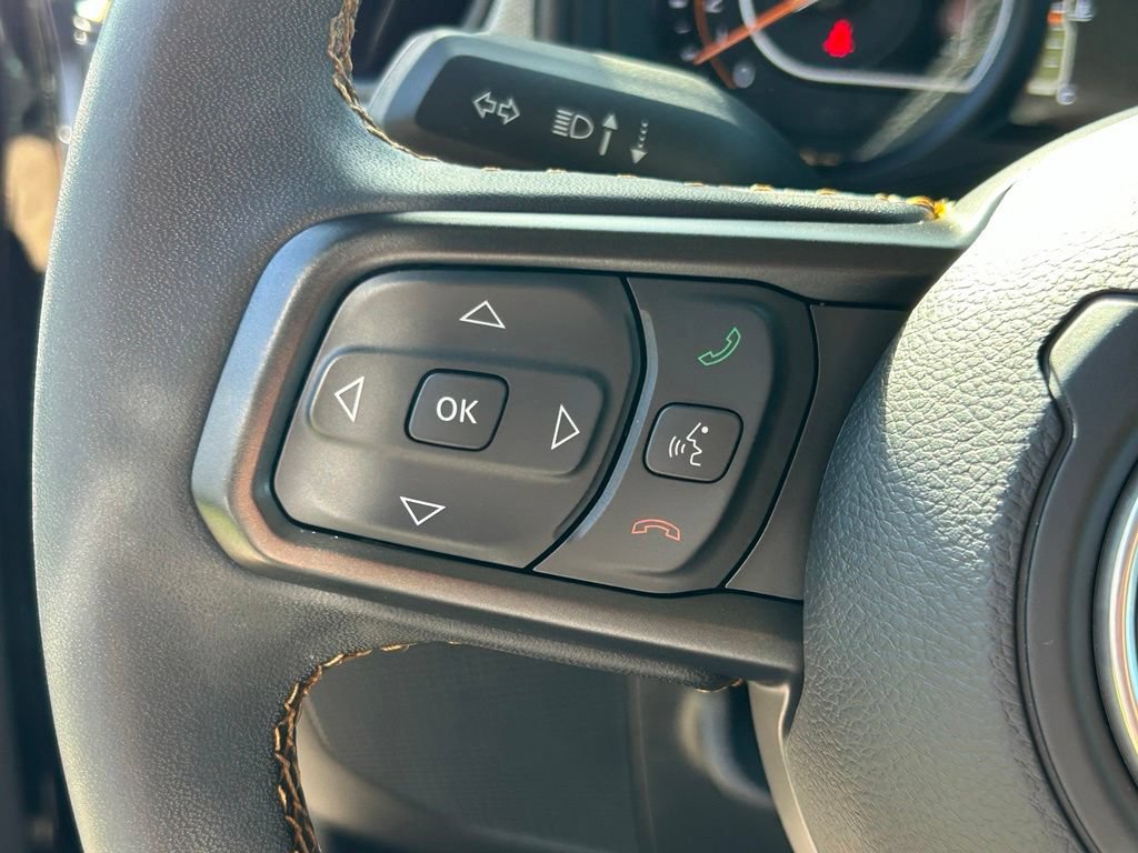 Used 2024 Jeep Gladiator Sport AWD/4WD image 21