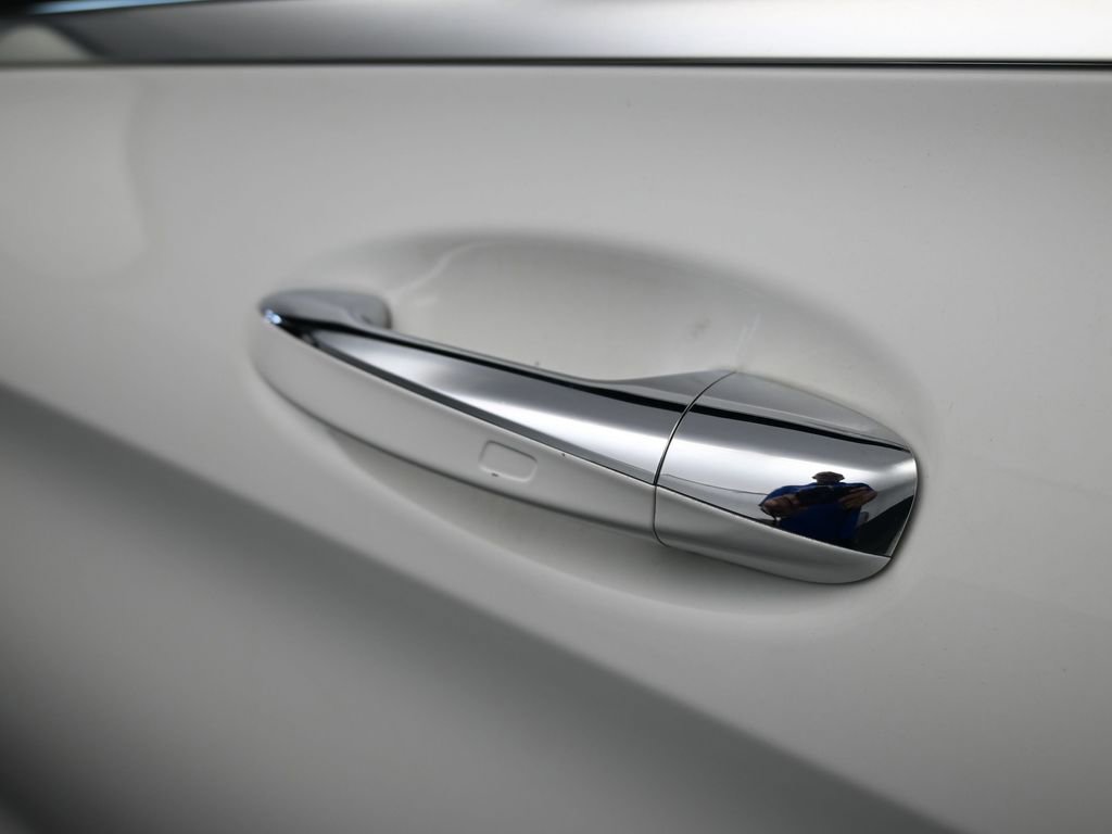 Used 2018 Mercedes-Benz C 300 Sedan image 34