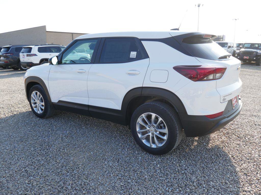 New 2026 Chevrolet TrailBlazer LS w/ LS Convenience Package FWD image 6