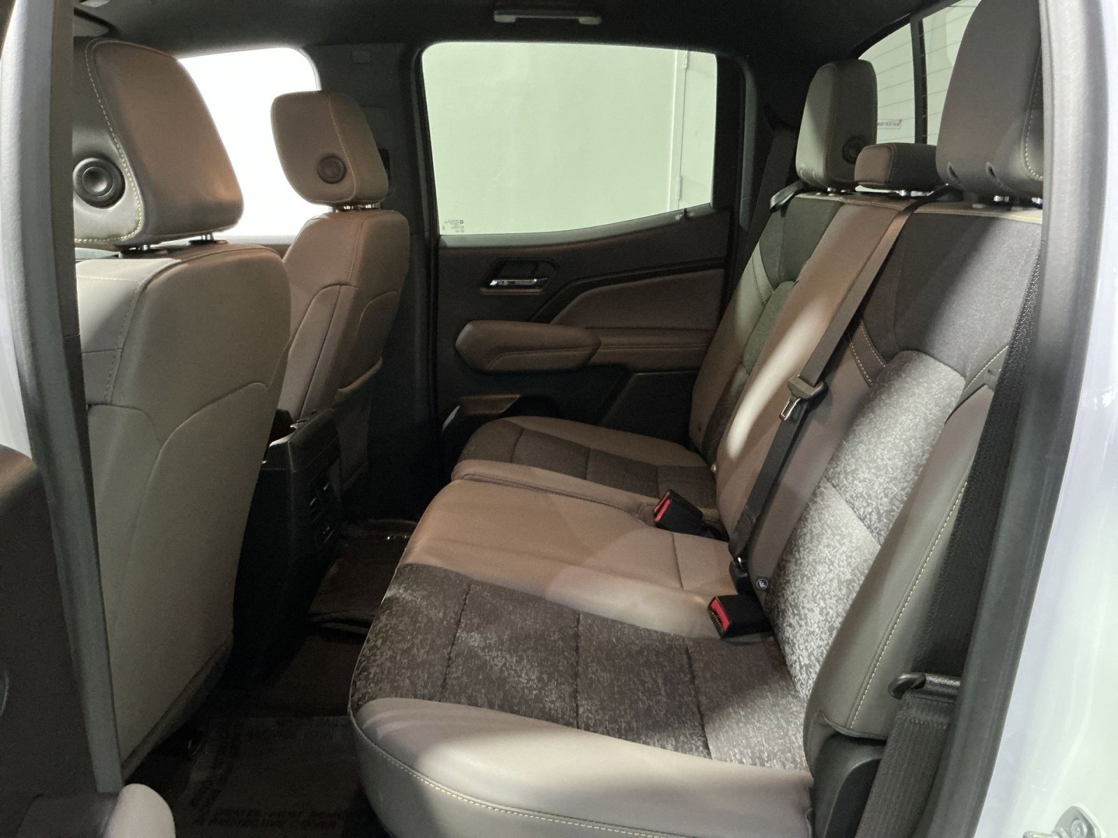 Used 2024 Chevrolet Colorado ZR2 image 31