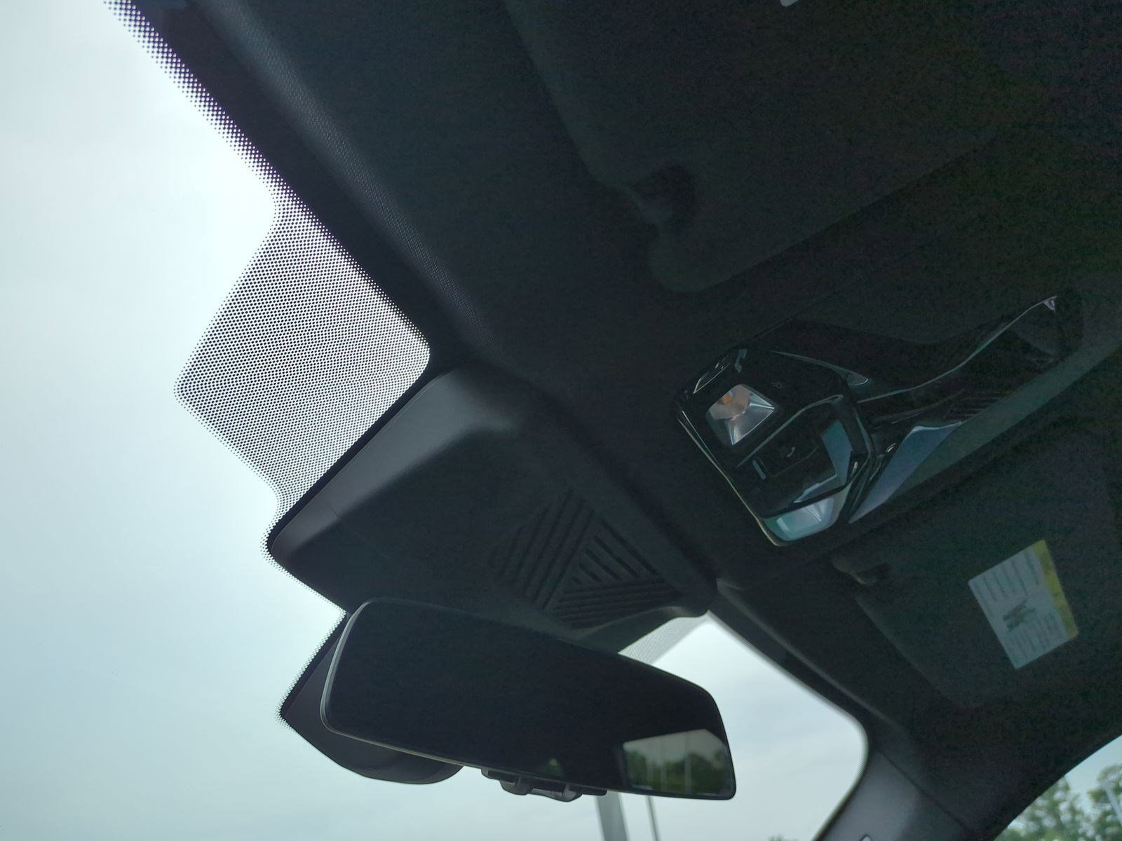 Certified 2025 BMW X1 xDrive28i w/ Premium Package image 24